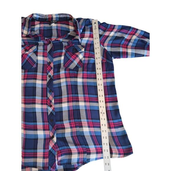 Torrid 2 Flannel Button Down Top Women's Size XXL Soft Fall Plaid Plus Size 2X - Picture 4 of 7